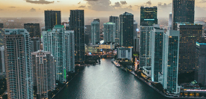 Airing Out :: Flying Over Miami