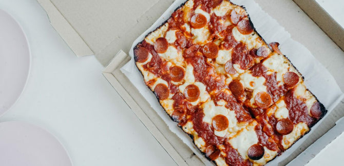 HINT OF CINNAMON :: Here's the Deep Dish on the Best New Pizza in LA