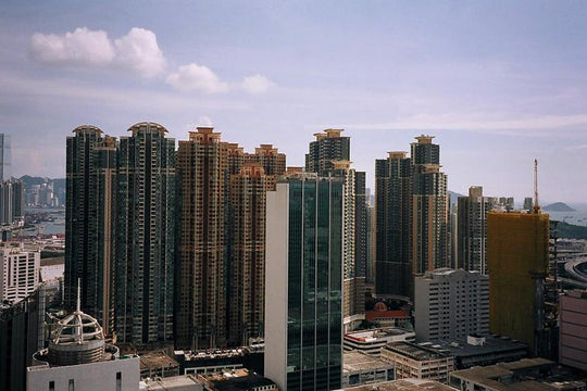 DISPOSED :: GLIMPSE OF HONG KONG :: DAVID RIVERA