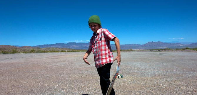 THE HUNDREDS CHRONICLES : RYE BERES OF BONELESS MAGAZINE