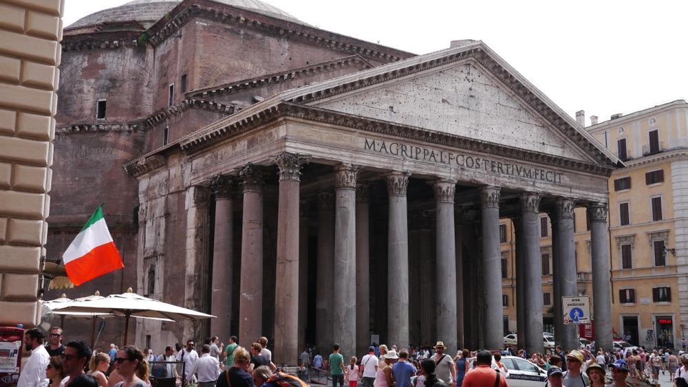 Roaming in Rome