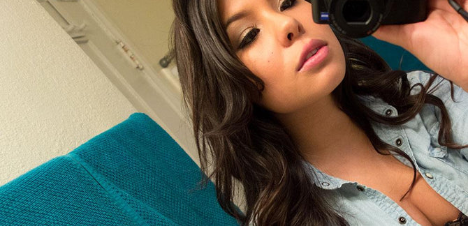 Selfie Sessions-Stephanie Madrigal
