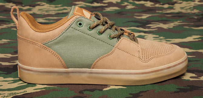 Spring '13 Footwear :: Delivery Two