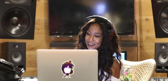 Behind the Boards :: How Engineer K Lee Is Mastering the Music Industry’s Finest