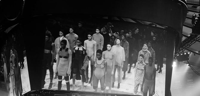 Fast Fashion & Smart Phones :: The Decay of the Traditional Fashion Week
