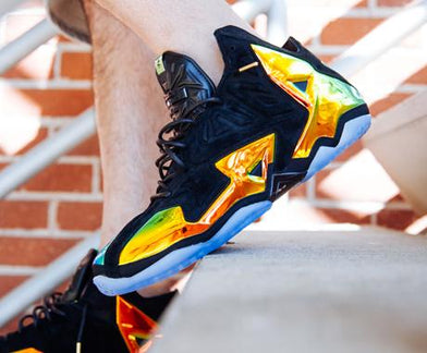 NIKE Lebron XI EXT 