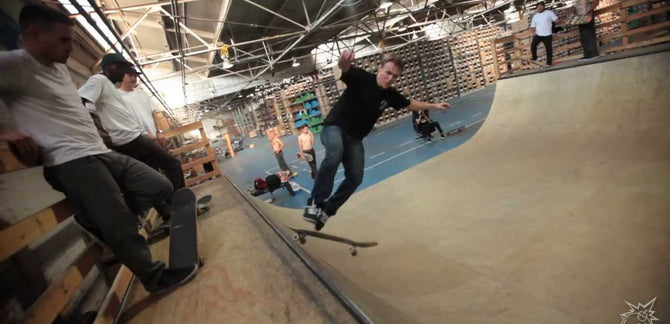 MIN! SESH :: PLATFORM SKATESHOP